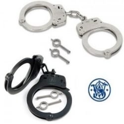 SMITH & WESSON ~ HANDCUFFS ~ STAINLESS (M-100)